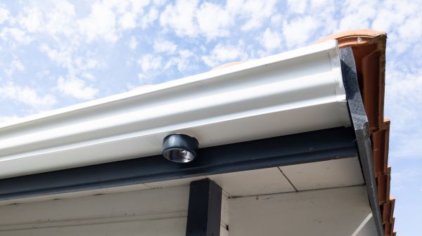 Seamless Gutters Installation in Belleville
