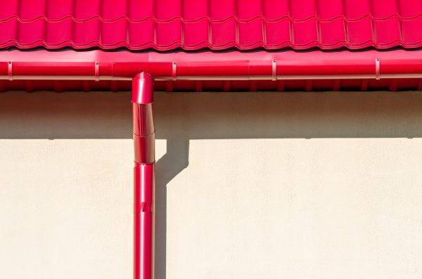 Cost of Downspout Reattachment in Belleville